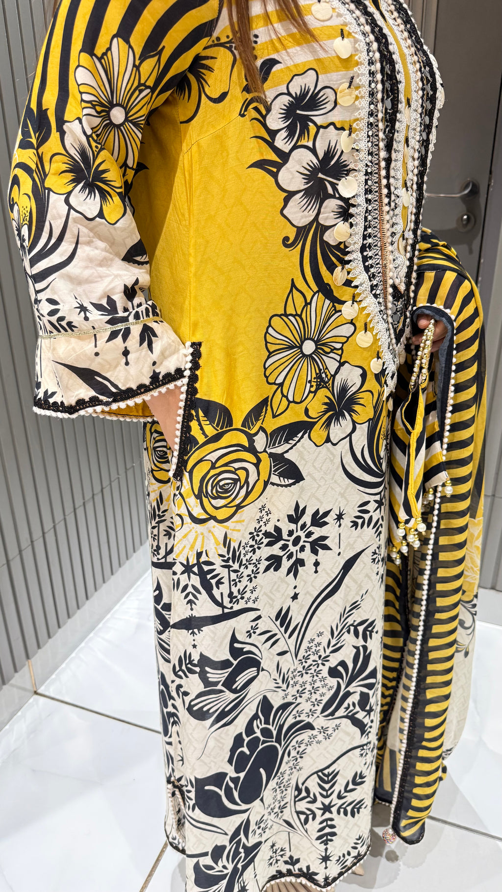 ZYRA MUSLIN CREPE LAWN SUIT
