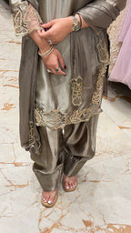 DILKASH APPLIQUE FARSHI SALWAR SUIT