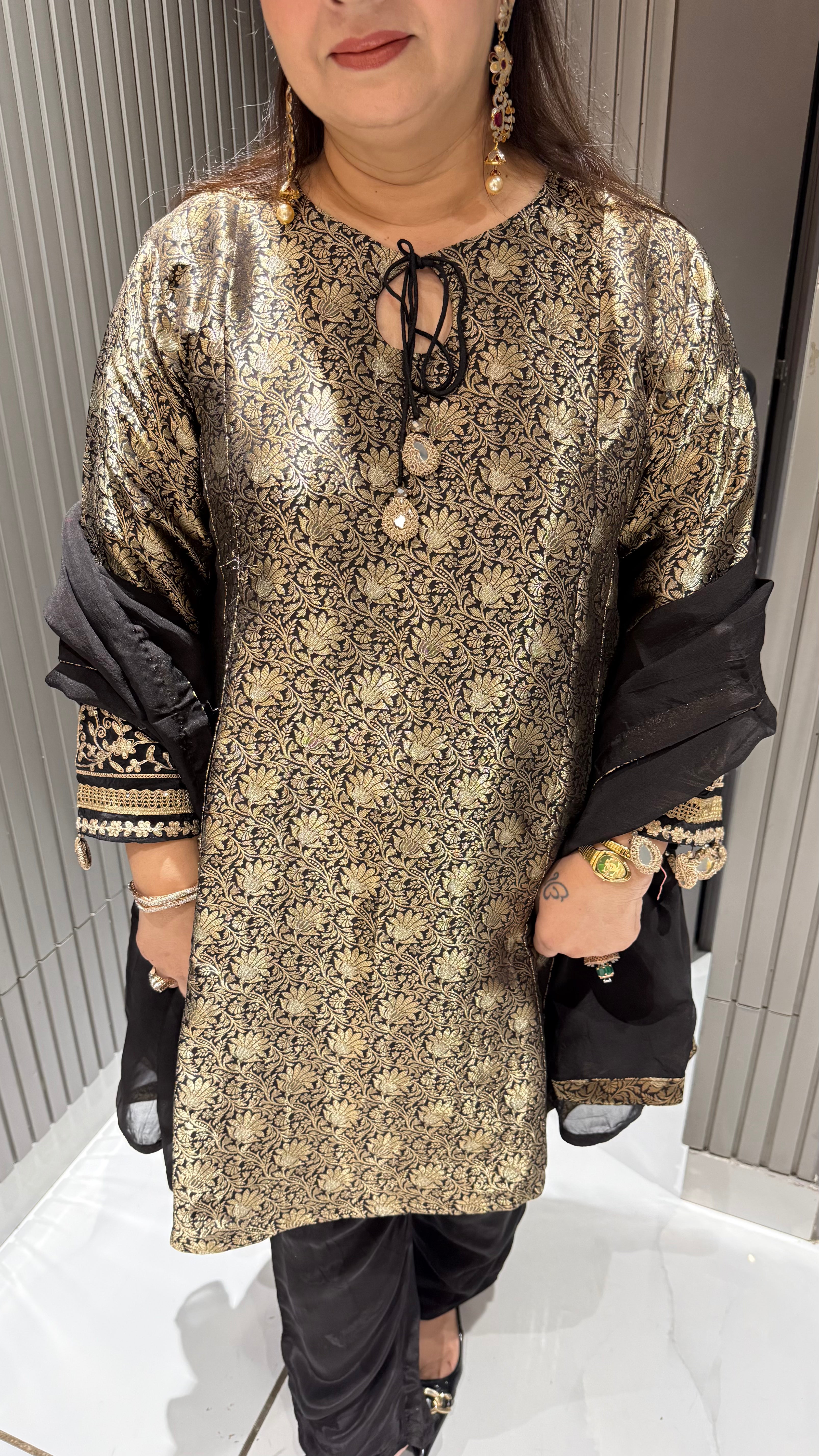 Brocade Front Tie Neckline Suit