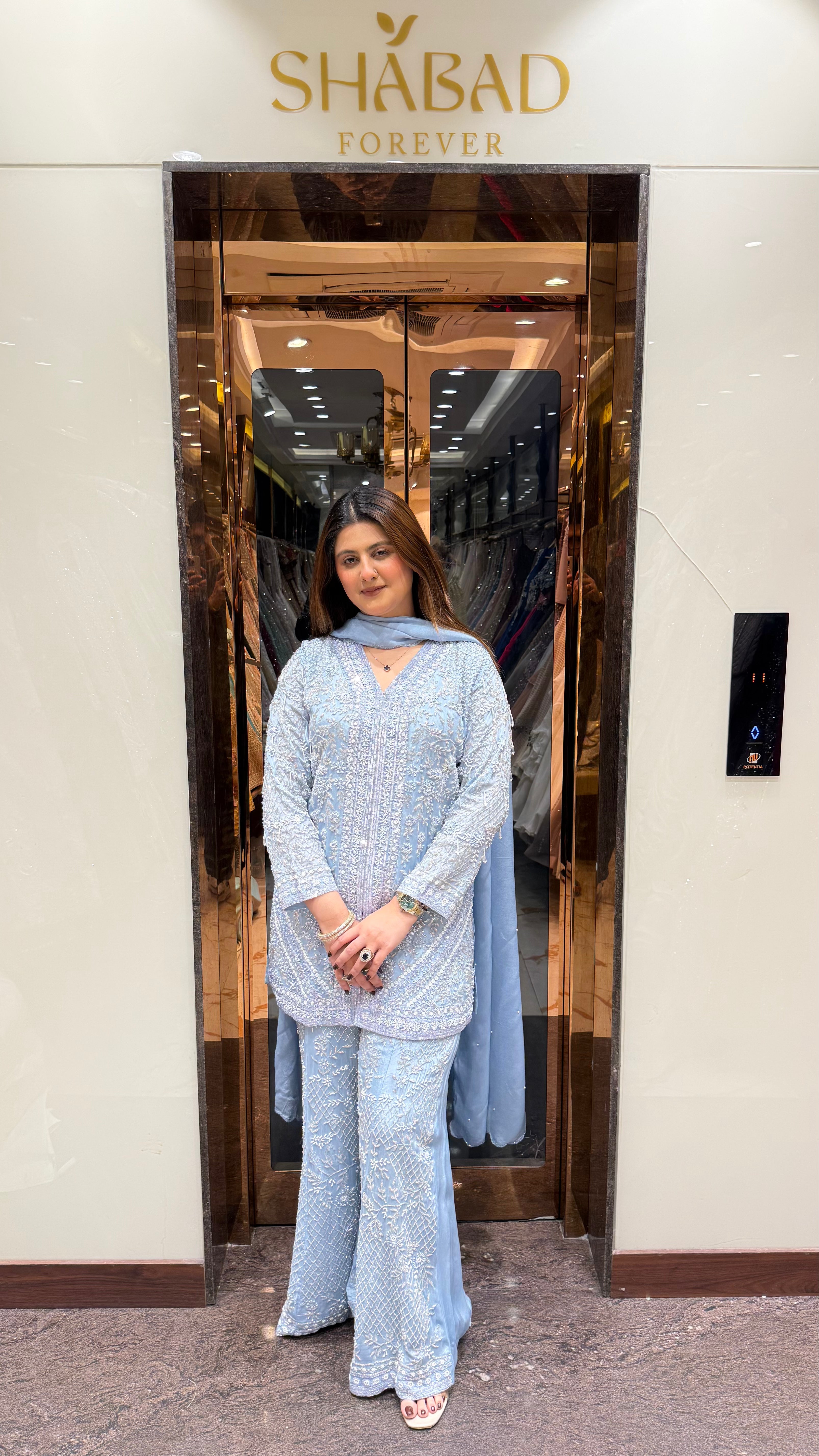 Front Cut Chinon Pearl & Katana Handwork Suit